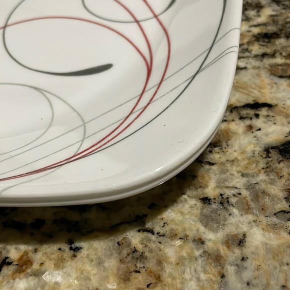 Corelle Salad Plates Set of 2 - Picture 2 of 11
